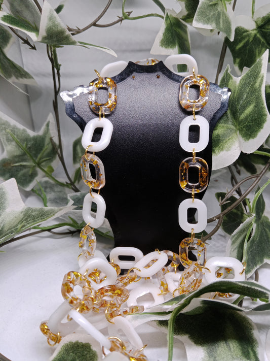 Square pendant necklace